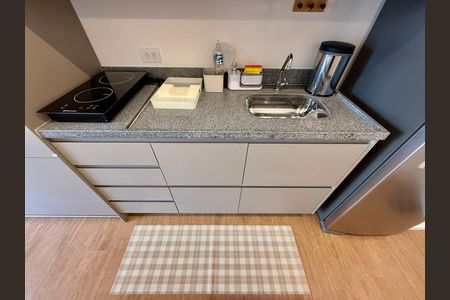 Studio para alugar com 25m², 0 quarto e sem vaga Studio para alugar com 25m², 0 quarto e sem vagaCozinha