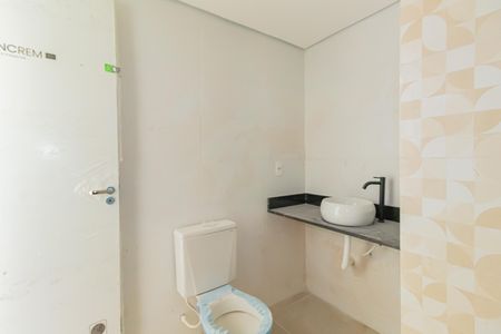 Banheiro de kitnet/studio para alugar com 1 quarto, 37m² em Jardim Aeroporto, São Paulo