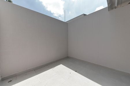 Studio para alugar com 40m², 1 quarto e sem vaga Studio para alugar com 40m², 1 quarto e sem vagaVaranda - Garden