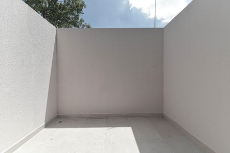 Studio para alugar com 40m², 1 quarto e sem vaga Studio para alugar com 40m², 1 quarto e sem vagaVaranda - Garden