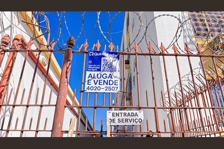 Apartamento para alugar com 36m², 1 quarto e 1 vaga Apartamento para alugar com 36m², 1 quarto e 1 vagaFachada do Prédio com placa