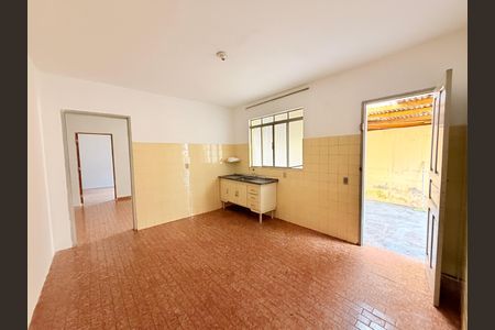 Casa à venda com 236m², 2 quartos e 3 vagasCozinha