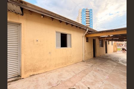 Casa à venda com 236m², 2 quartos e 3 vagasGaragem