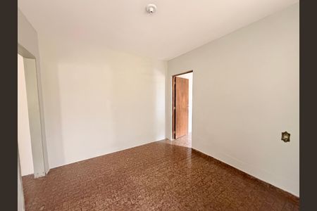 Casa à venda com 236m², 2 quartos e 3 vagasSala