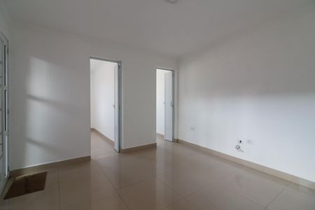 Casa para alugar com 60m², 2 quartos e sem vaga Casa para alugar com 60m², 2 quartos e sem vagaSala