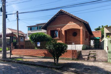 Casa à venda com 110m², 2 quartos e 3 vagasFachada