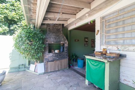 Casa à venda com 110m², 2 quartos e 3 vagasQuintal