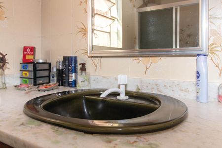 Casa à venda com 110m², 2 quartos e 3 vagasBanheiro do Quarto 2