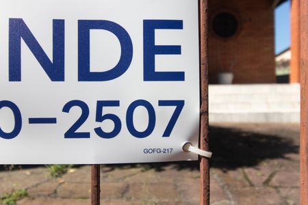 Casa à venda com 110m², 2 quartos e 3 vagasPlaca