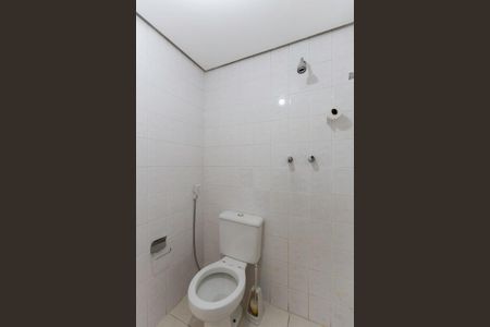 Apartamento para alugar com 60m², 2 quartos e 2 vagas Apartamento para alugar com 60m², 2 quartos e 2 vagasBanheiro