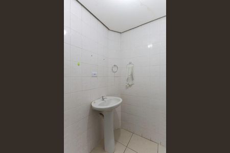 Apartamento para alugar com 60m², 2 quartos e 2 vagas Apartamento para alugar com 60m², 2 quartos e 2 vagasBanheiro