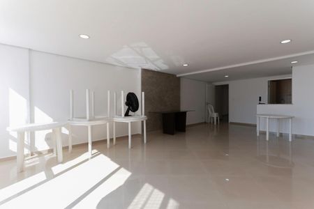 Apartamento para alugar com 60m², 2 quartos e 2 vagas Apartamento para alugar com 60m², 2 quartos e 2 vagasÁrea comum - Salão de festas