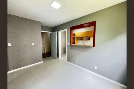 Sala de apartamento para alugar com 1 quarto, 35m² em Vila Nova, Porto Alegre