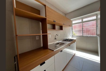 Cozinha de apartamento para alugar com 1 quarto, 35m² em Vila Nova, Porto Alegre