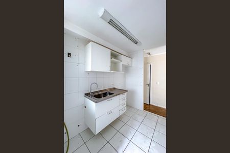 Apartamento à venda com 64m², 3 quartos e 2 vagasCozinha