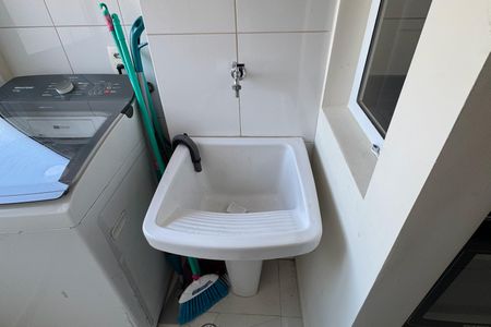 Apartamento à venda com 64m², 2 quartos e 2 vagasÁrea de Serviço