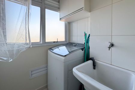 Apartamento à venda com 64m², 2 quartos e 2 vagasÁrea de Serviço