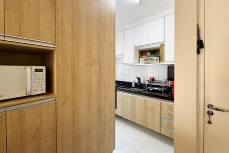 Apartamento à venda com 64m², 2 quartos e 2 vagasCozinha 