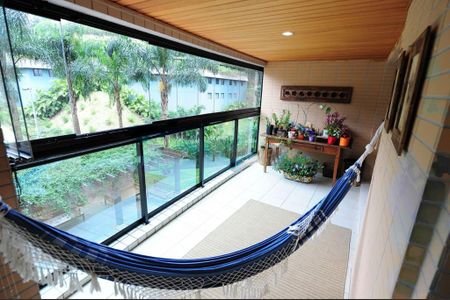 Apartamento à venda com 160m², 3 quartos e 3 vagasFoto 05