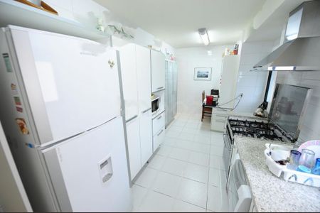 Apartamento à venda com 160m², 3 quartos e 3 vagasFoto 14