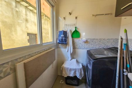 Casa para alugar com 93m², 2 quartos e 1 vaga