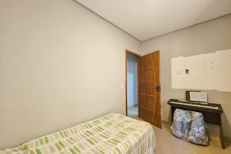 Casa para alugar com 93m², 2 quartos e 1 vaga