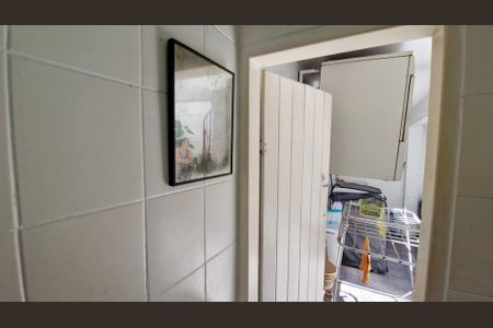 Casa à venda com 180m², 3 quartos e 1 vagaBanheiro