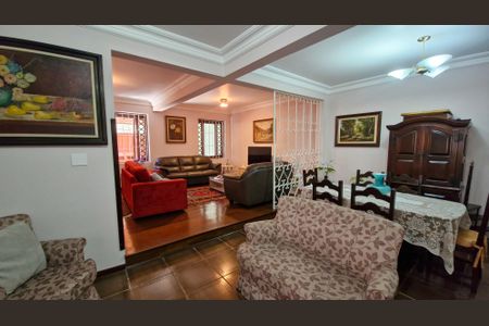 Casa à venda com 180m², 3 quartos e 1 vagaSala