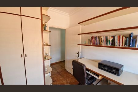 Casa à venda com 180m², 3 quartos e 1 vagaQuarto