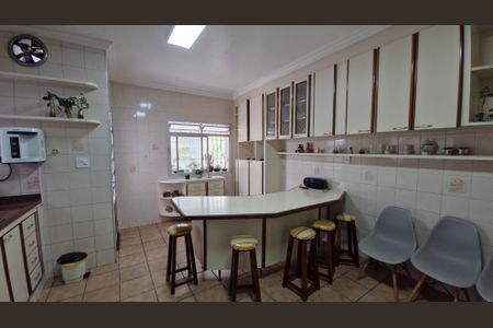 Casa à venda com 180m², 3 quartos e 1 vagaCozinha