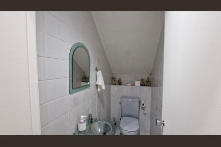 Casa à venda com 180m², 3 quartos e 1 vagaBanheiro