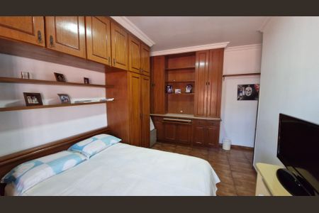 Casa à venda com 180m², 3 quartos e 1 vagaQuarto