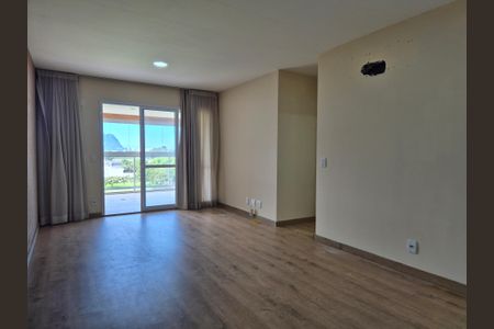 Sala  de apartamento para alugar com 3 quartos, 120m² em Barra da Tijuca, Rio de Janeiro