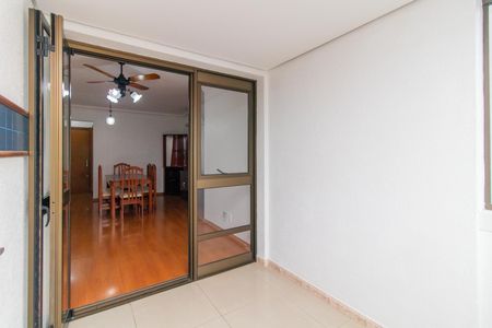 Apartamento à venda com 90m², 3 quartos e 1 vagaSacada