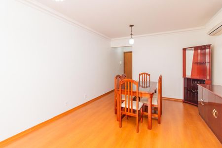 Apartamento à venda com 90m², 3 quartos e 1 vagaSala