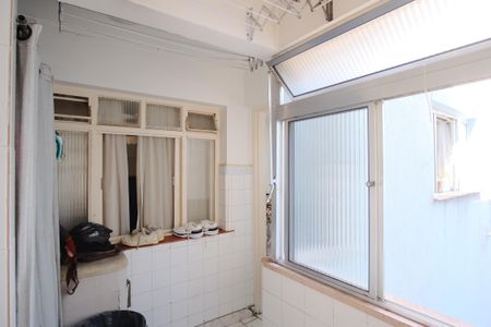 Apartamento à venda com 85m², 2 quartos e 1 vagaÁrea de Serviço