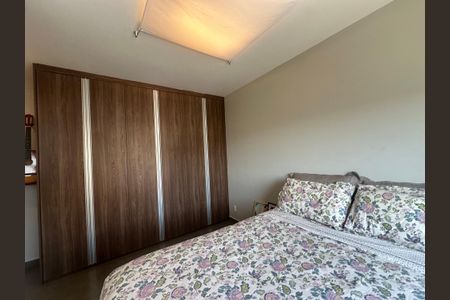 Apartamento para alugar com 63m², 2 quartos e 1 vagaSuíte