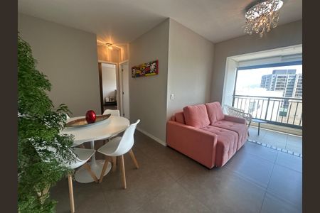 Sala de apartamento para alugar com 2 quartos, 63m² em Alphaville Empresarial, Barueri