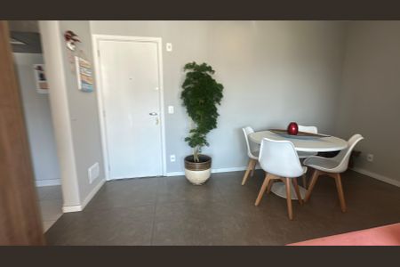 Apartamento para alugar com 63m², 2 quartos e 1 vagaSala