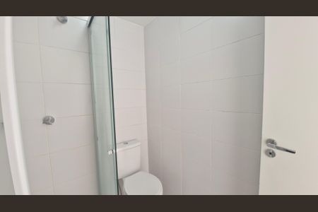 Studio para alugar com 27m², 1 quarto e sem vaga Studio para alugar com 27m², 1 quarto e sem vagaBanheiro