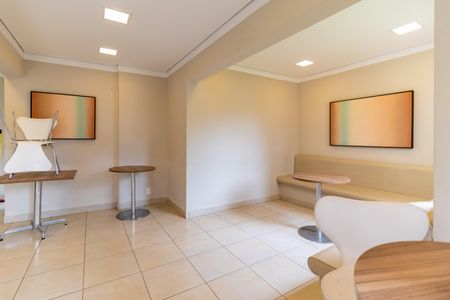 Apartamento à venda com 41m², 2 quartos e sem vagaÁrea comum - Salão de festas