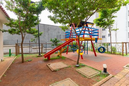 Apartamento à venda com 41m², 2 quartos e sem vagaÁrea comum - Playground