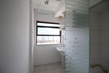 Apartamento para alugar com 84m², 3 quartos e 1 vagaÁrea de Serviço