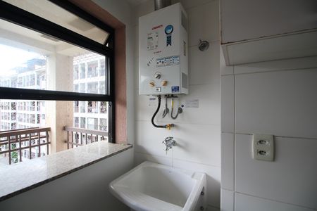 Apartamento para alugar com 84m², 3 quartos e 1 vagaÁrea de Serviço
