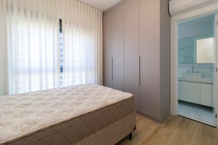 Apartamento para alugar com 196m², 3 quartos e 3 vagas Apartamento para alugar com 196m², 3 quartos e 3 vagasSuíte 2