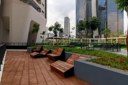 Apartamento para alugar com 196m², 3 quartos e 3 vagas Apartamento para alugar com 196m², 3 quartos e 3 vagasSolário