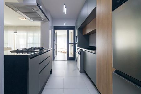 Apartamento para alugar com 196m², 3 quartos e 3 vagas Apartamento para alugar com 196m², 3 quartos e 3 vagasCozinha