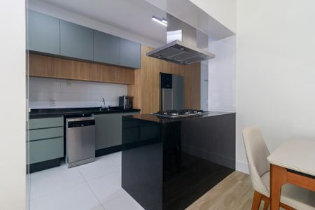 Apartamento para alugar com 196m², 3 quartos e 3 vagas Apartamento para alugar com 196m², 3 quartos e 3 vagasCozinha