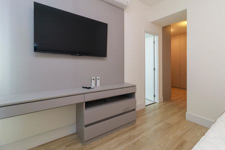 Apartamento para alugar com 196m², 3 quartos e 3 vagas Apartamento para alugar com 196m², 3 quartos e 3 vagasSuíte 3