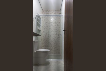 Banheiro de casa para alugar com 1 quarto, 50m² em Chácara do Solar II (Fazendinha), Santana de Parnaíba